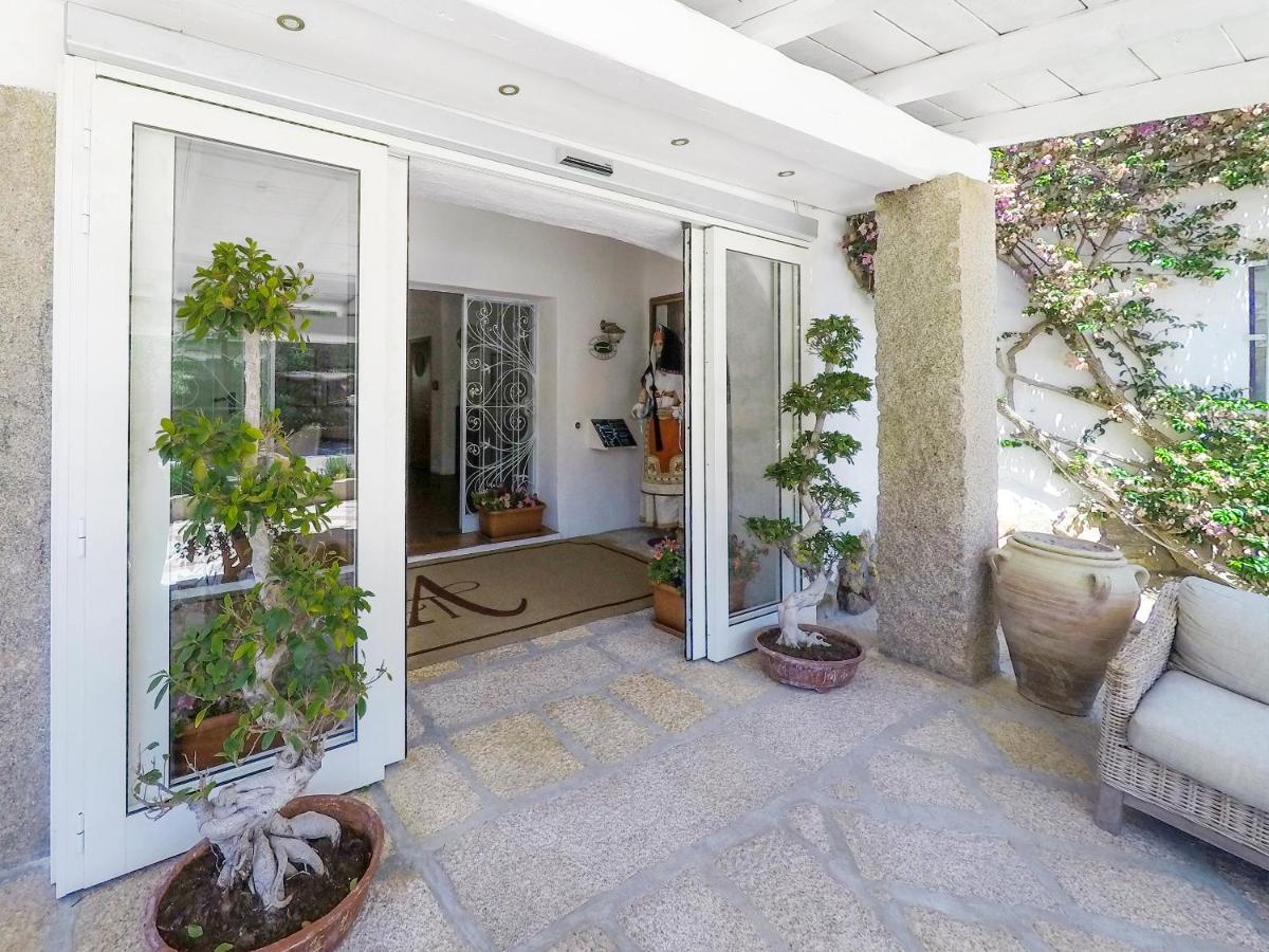 Hotel Luci Di La Muntagna Πόρτο Τσέρβο Εξωτερικό φωτογραφία
