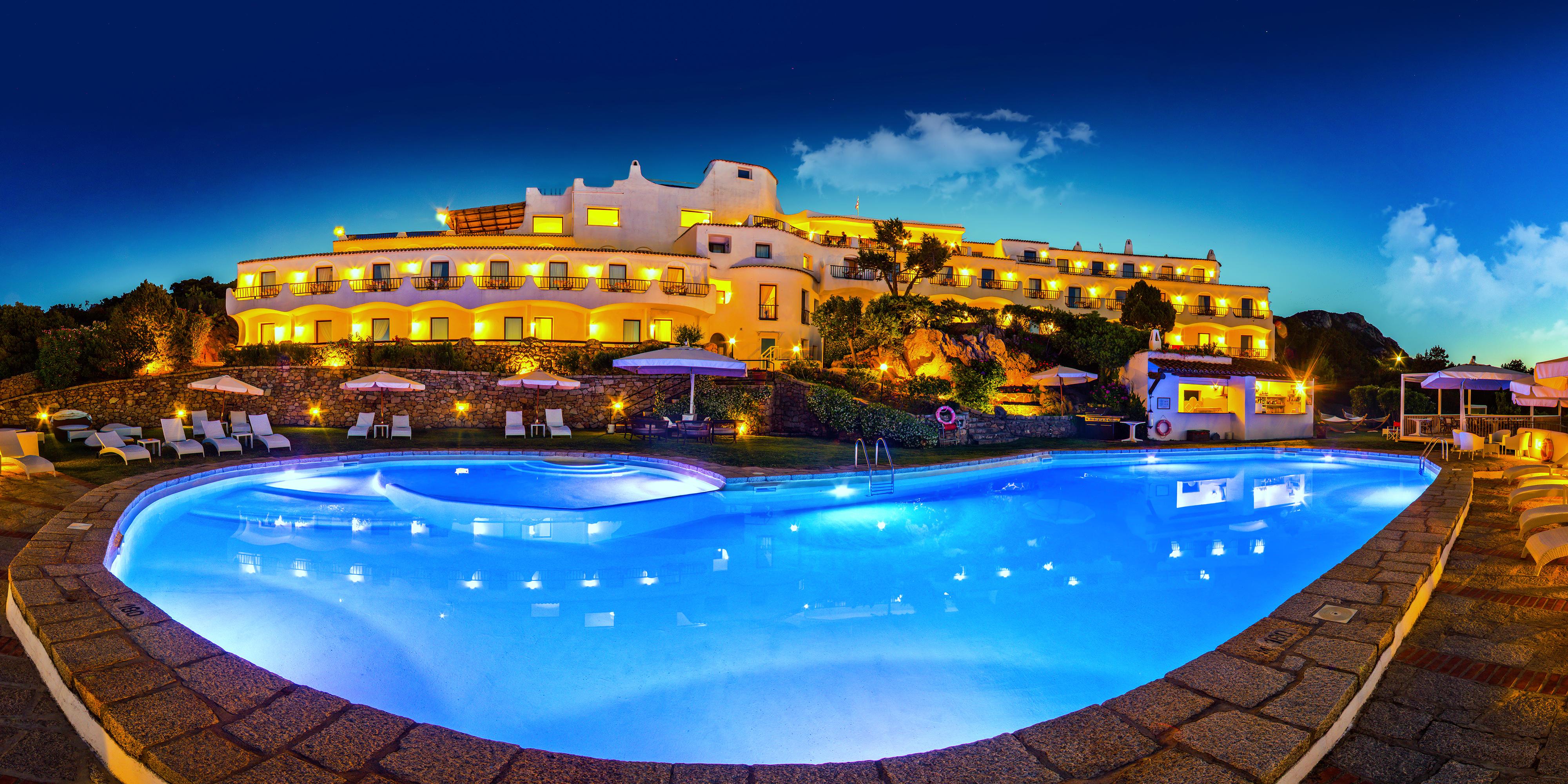 Hotel Luci Di La Muntagna Πόρτο Τσέρβο Εξωτερικό φωτογραφία
