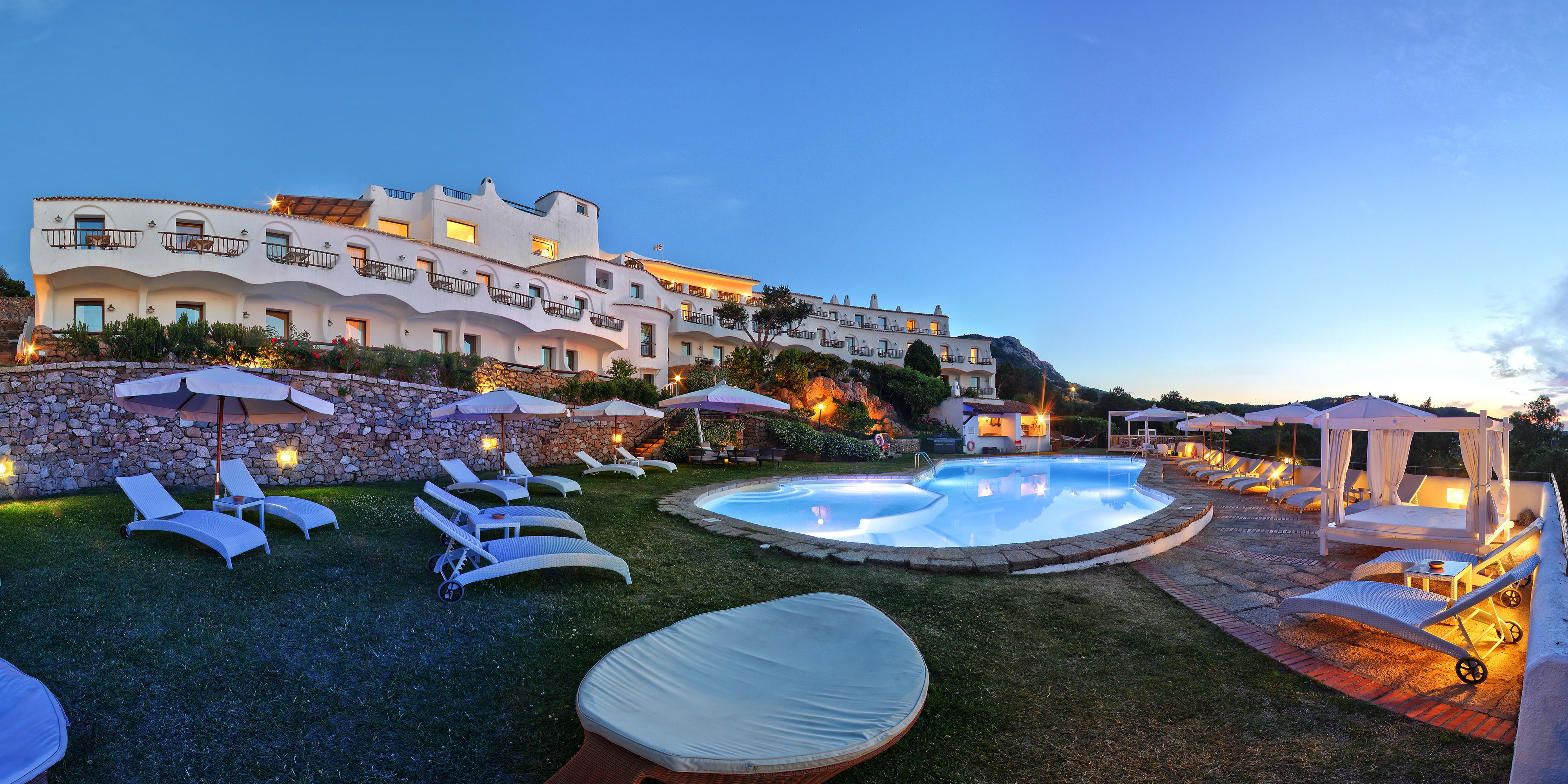 Hotel Luci Di La Muntagna Πόρτο Τσέρβο Εξωτερικό φωτογραφία